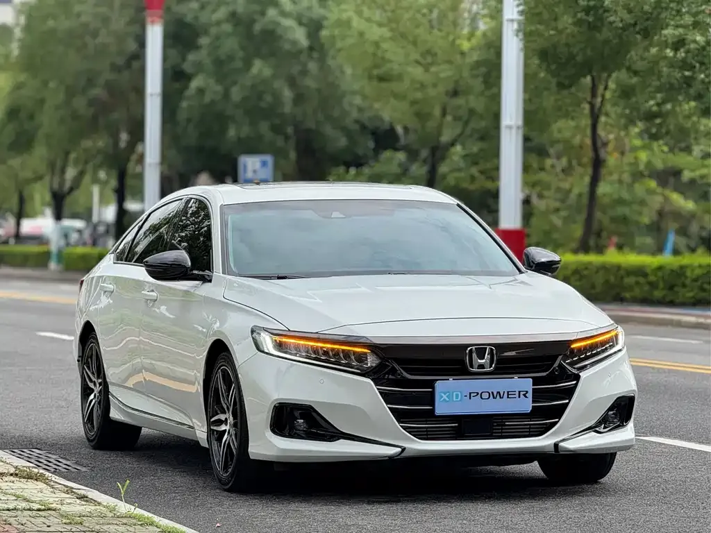 Honda Accord — фото 2