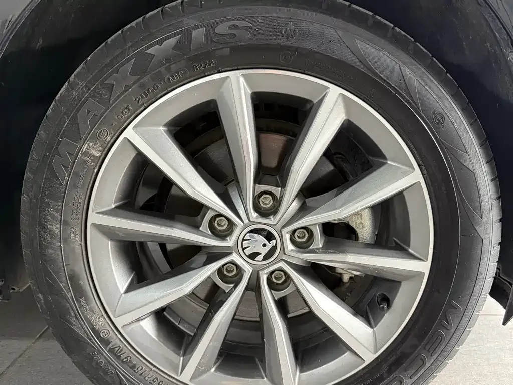 Skoda Octavia 2022 из CN, фото 7