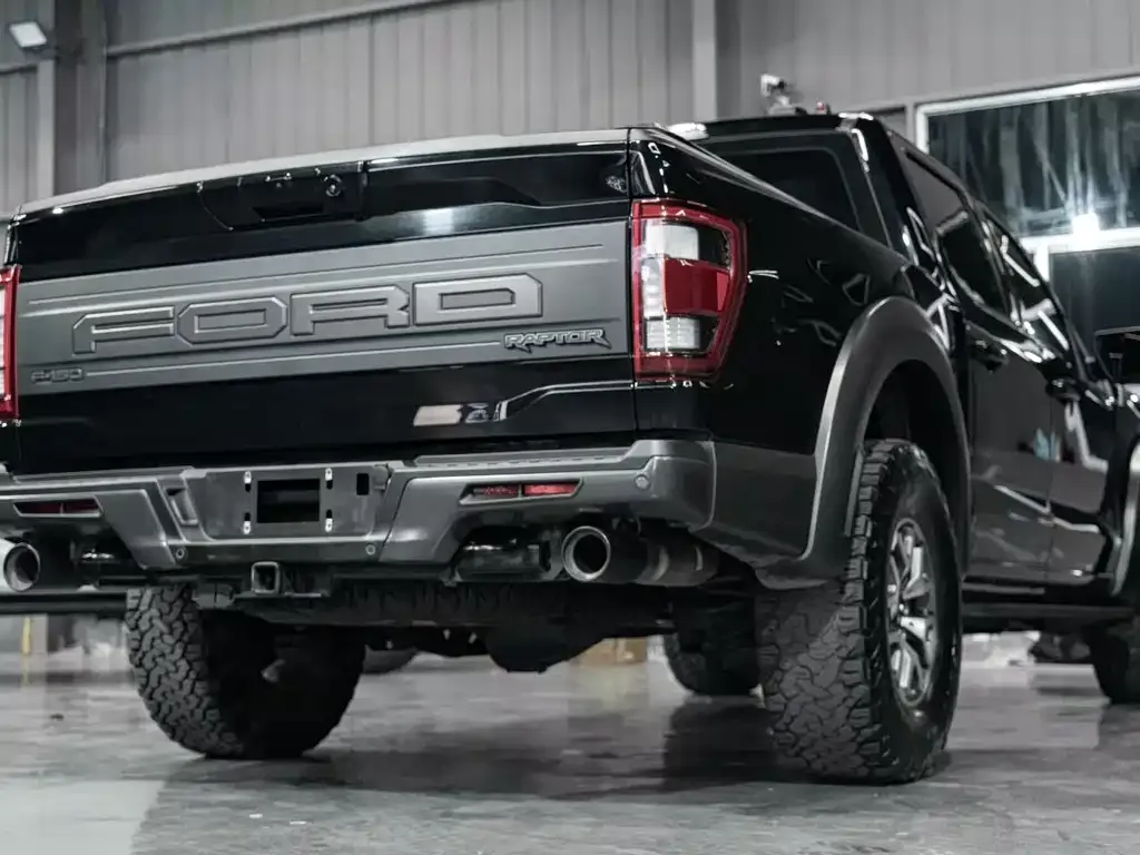 Ford F-150 Raptor — фото 7