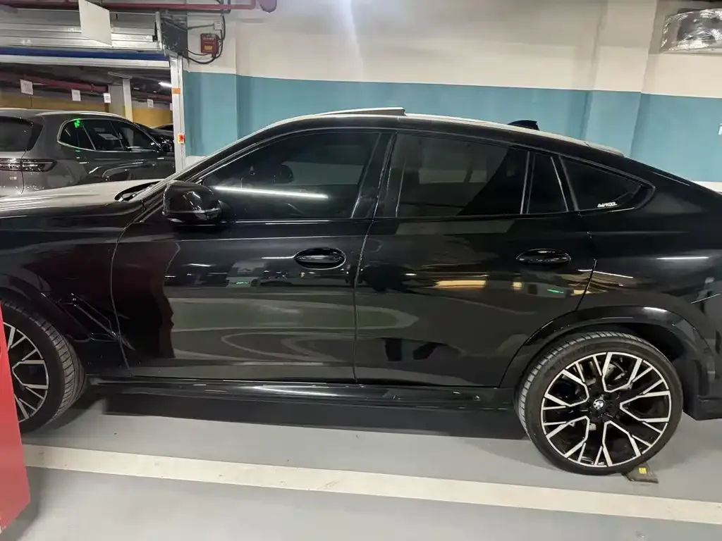 BMW X6 M 2022 из CN, фото 6