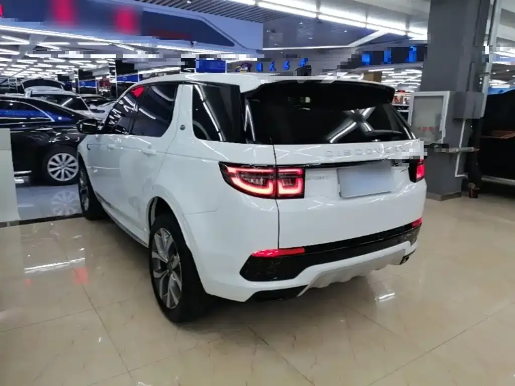Land Rover Discovery Sport — фото 10
