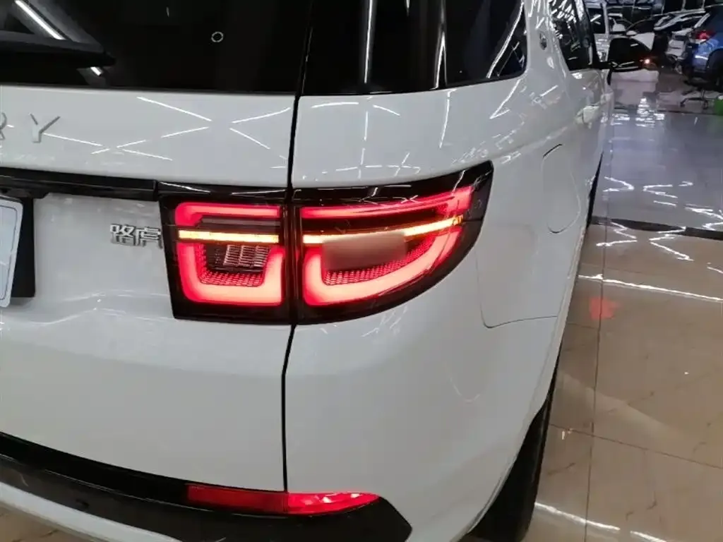 Land Rover Discovery Sport — фото 3