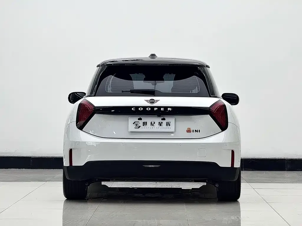 MINI Cooper EV — фото 2