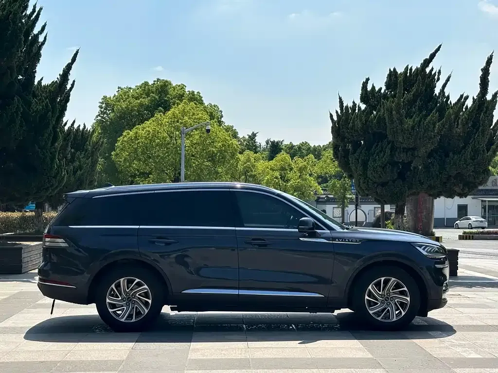 Lincoln Aviator 2021 из CN, фото 6