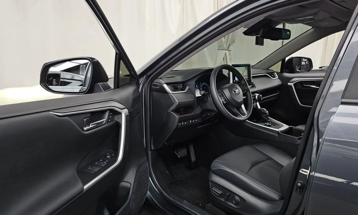 Toyota RAV4 2024 из KR, фото 8