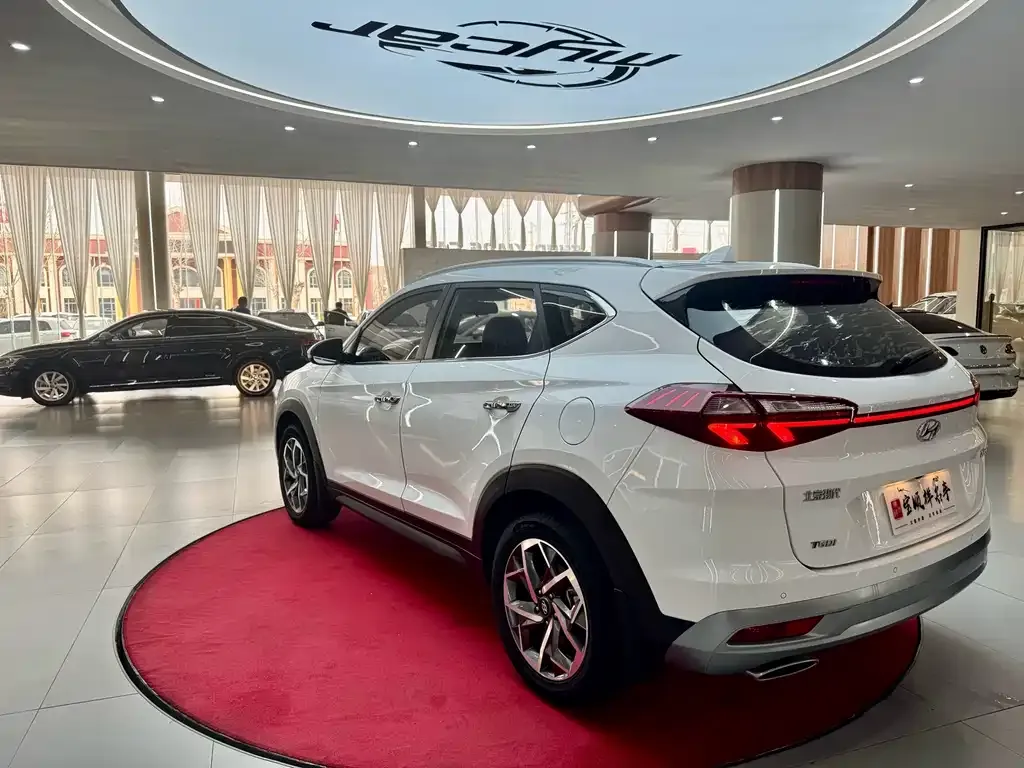 Hyundai Tucson — фото 7