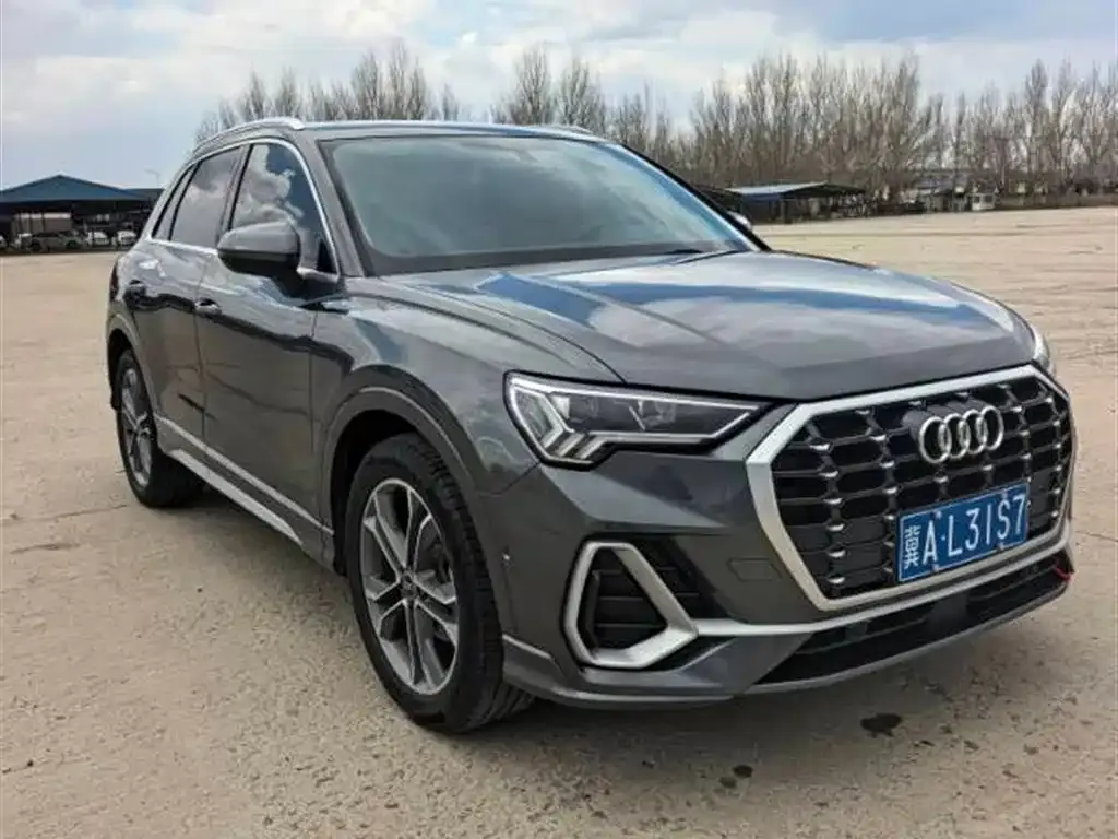 Audi Q3 2023 из CN, фото 1