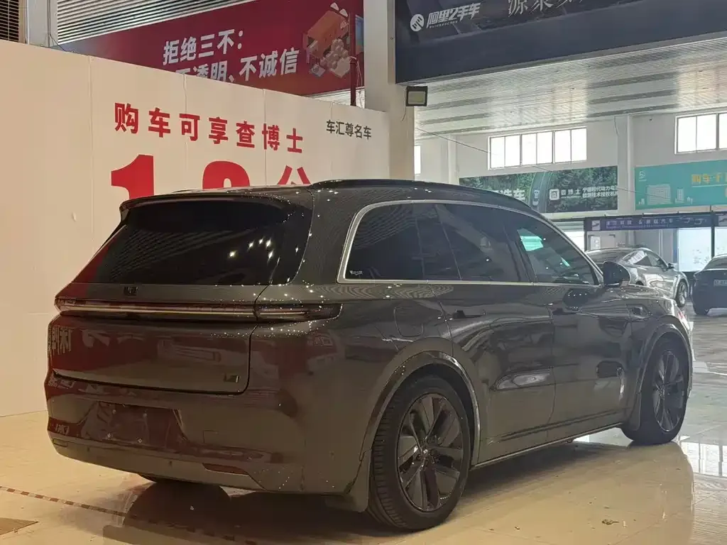 Li Auto L8 2023 из CN, фото 4
