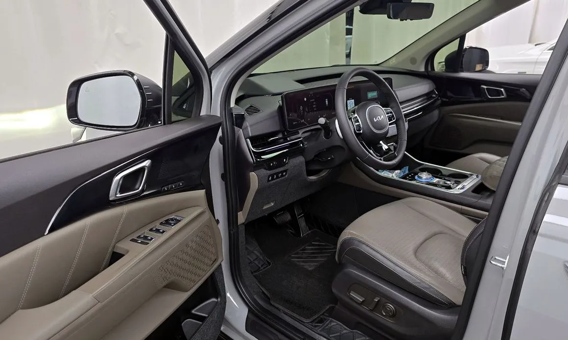 Kia Carnival 2025 из KR, фото 2