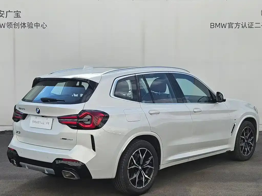 BMW X3 — фото 9