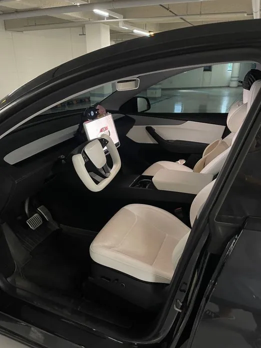 Tesla Model Y — фото 9