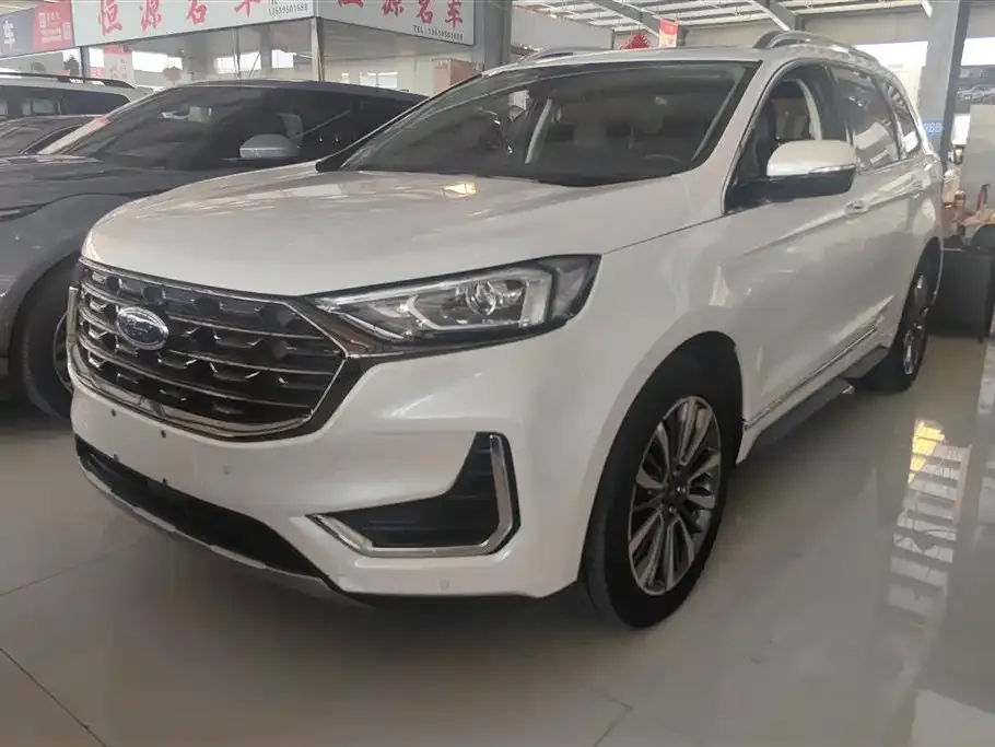 Ford Edge — фото 1