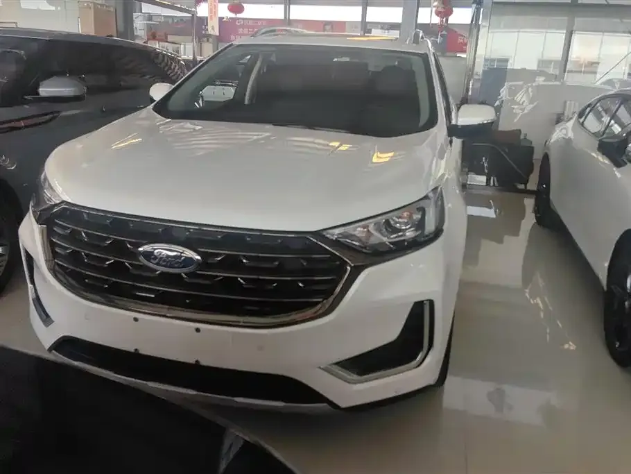 Ford Edge — фото 10