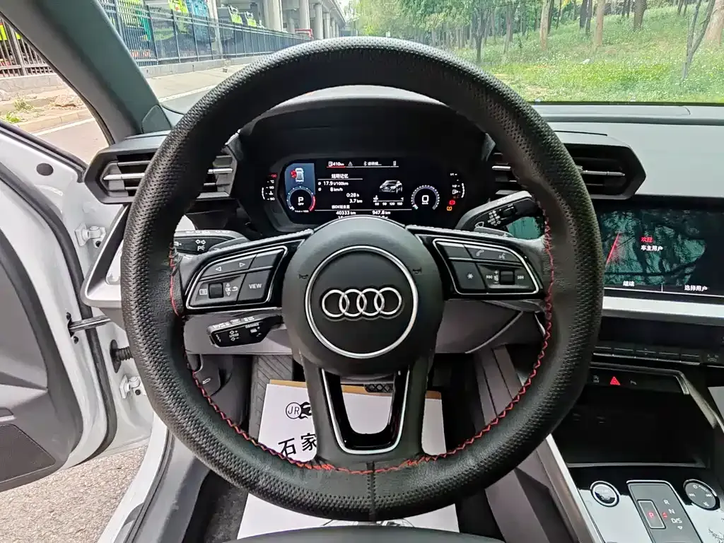 Audi A3 — фото 9