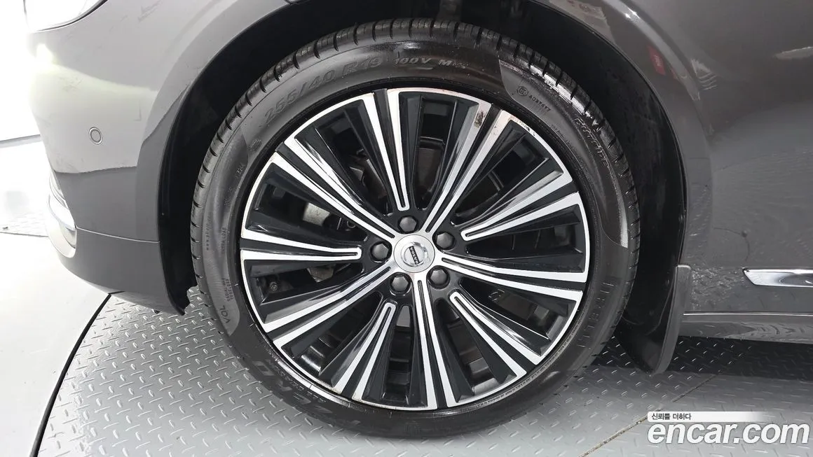 Volvo S90 2022 из KR, фото 10