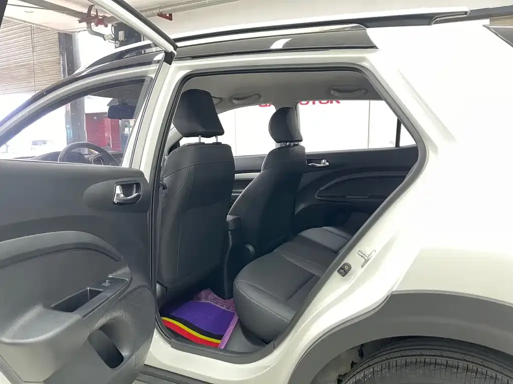 Kia KX1 2022 из CN, фото 9