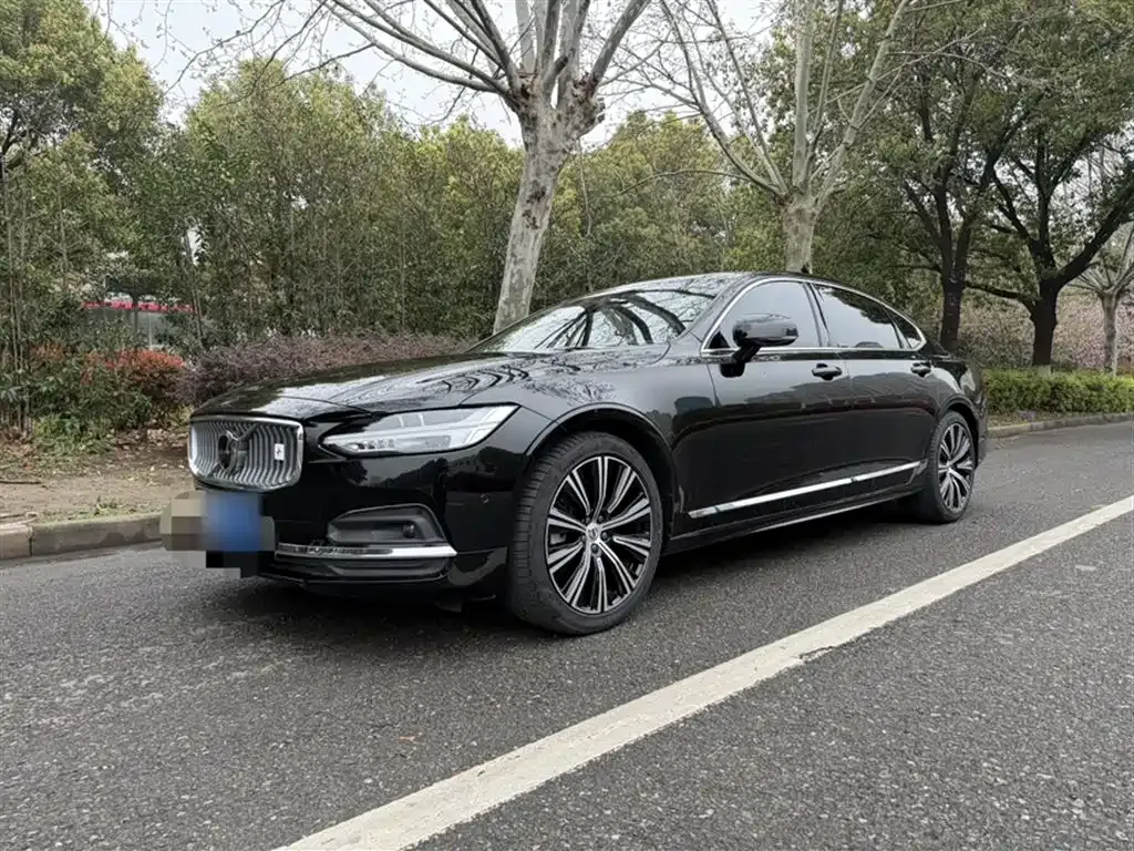 Volvo S90 — фото 10