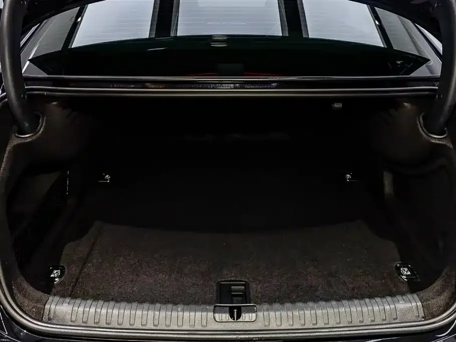 Audi A7L 2024 из CN, фото 5