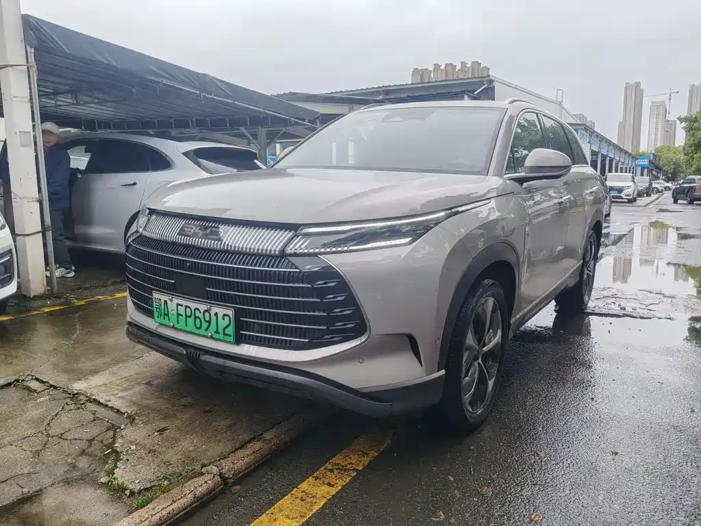 BYD Frigate 07