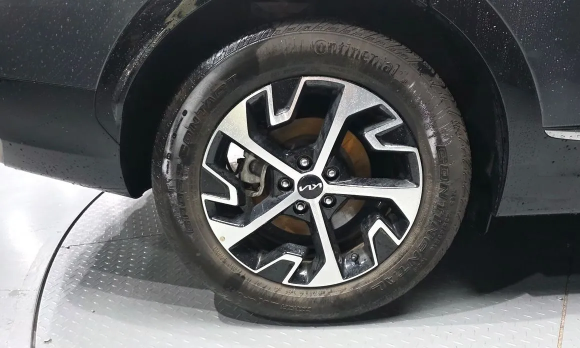 Kia Sportage — фото 8