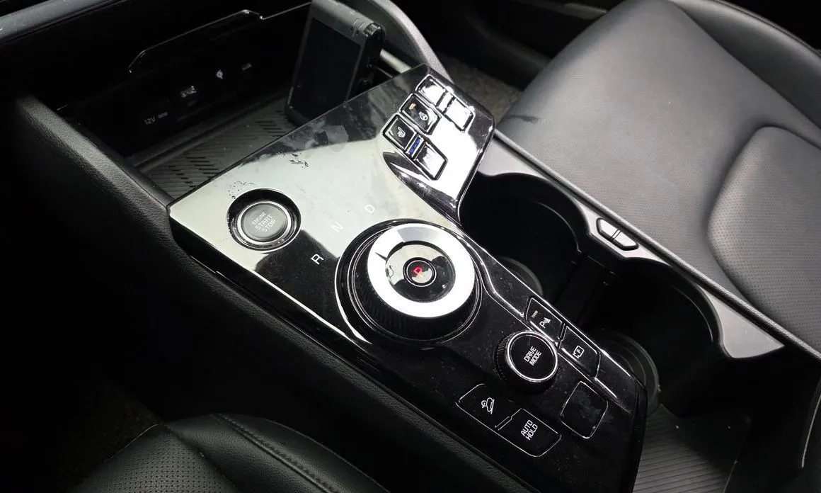 Kia Sportage — фото 9