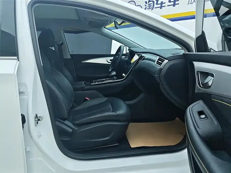 Roewe i6 MAX New Energy 2026 из CN, фото 8