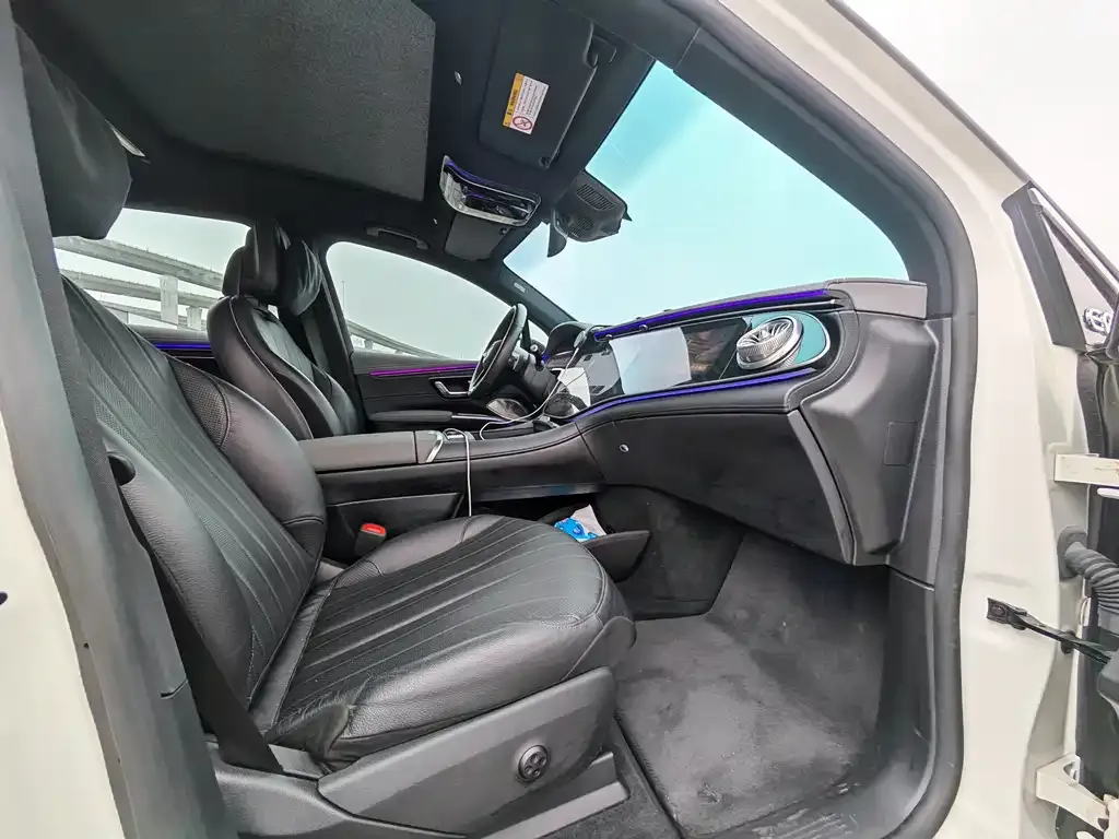 Mercedes-Benz EQS SUV 2023 из CN, фото 3