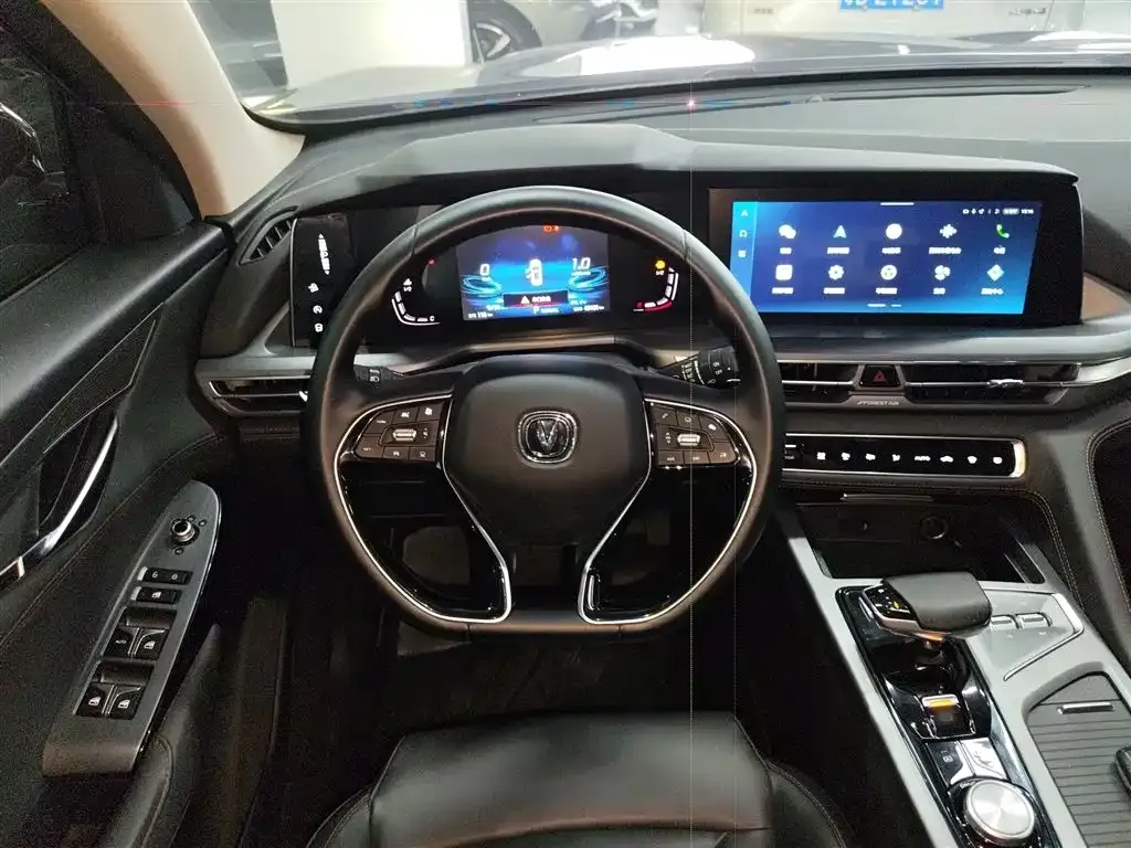 Changan CS75PLUS — фото 10