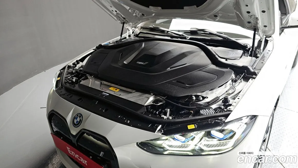 BMW i4 2024 из KR, фото 6