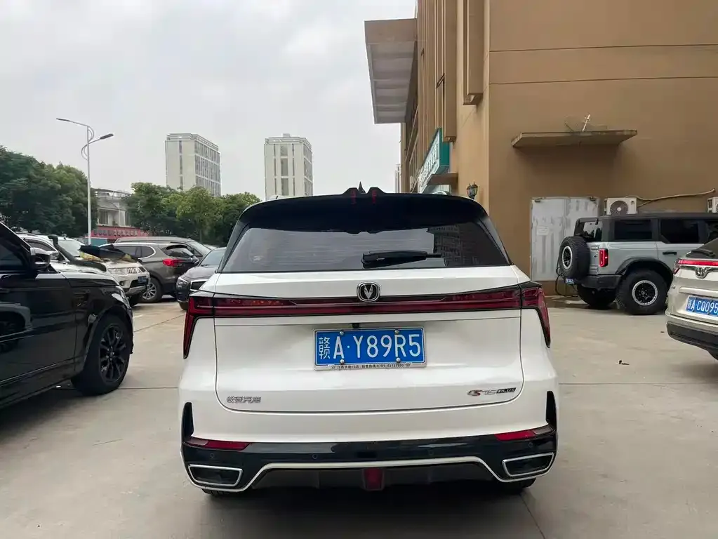 Changan CS75PLUS — фото 9