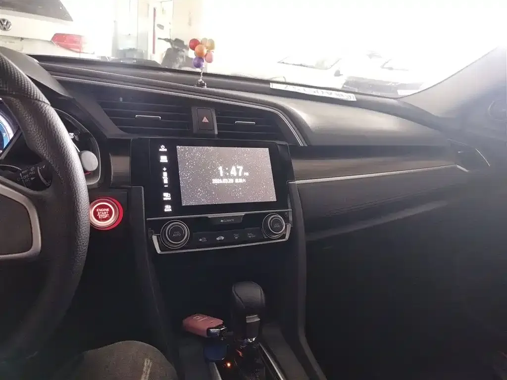 Honda Civic — фото 8