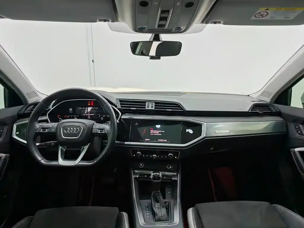 Audi Q3 2022 из CN, фото 2