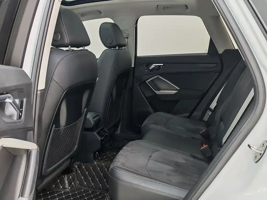 Audi Q3 2022 из CN, фото 7