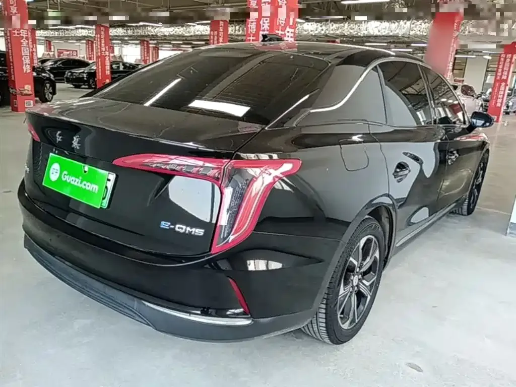Hongqi E-QM5 — фото 3