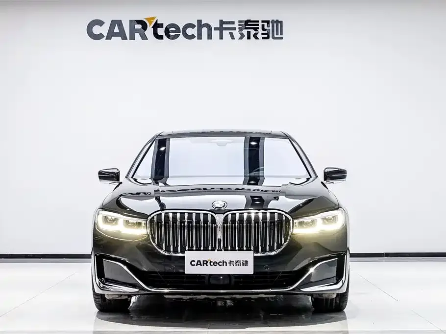 BMW 7 Series — фото 2