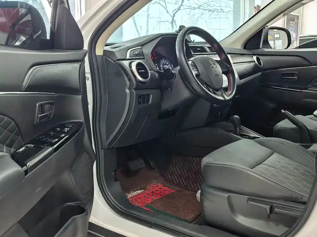 Mitsubishi ASX 2022 из CN, фото 4