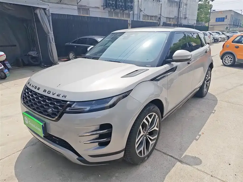 Land Rover Evoque — фото 1