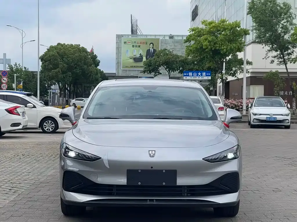 Roewe D7 2024 из CN, фото 2