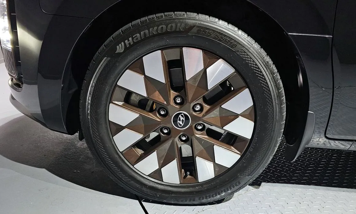 Hyundai Staria — фото 8