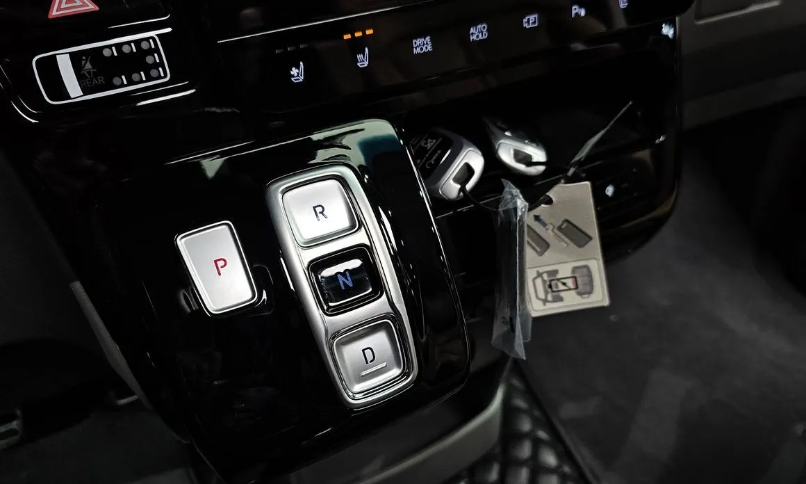 Hyundai Staria — фото 4
