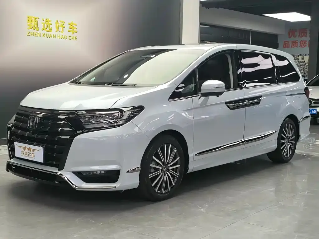 Honda Elysion 2024 из CN, фото 1