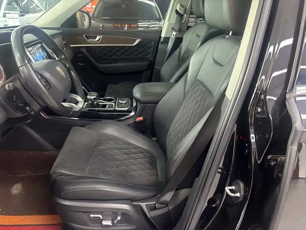 Hongqi HS7 2021 из CN, фото 3