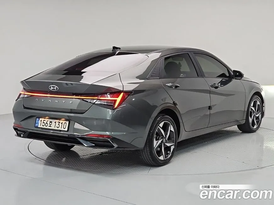 Hyundai AVANTE — фото 3