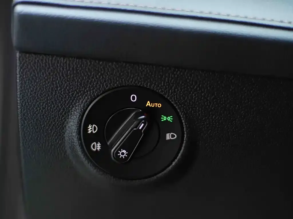 Volkswagen Tharu — фото 2