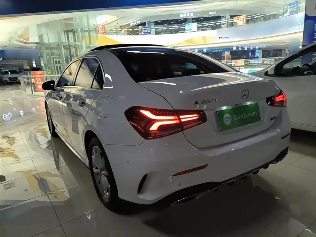 Mercedes-Benz A-Class — фото 10