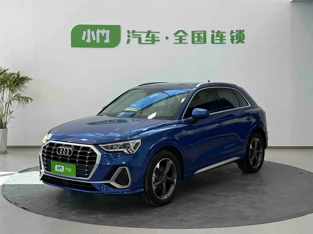 Audi Q3 2023 из CN, фото 1