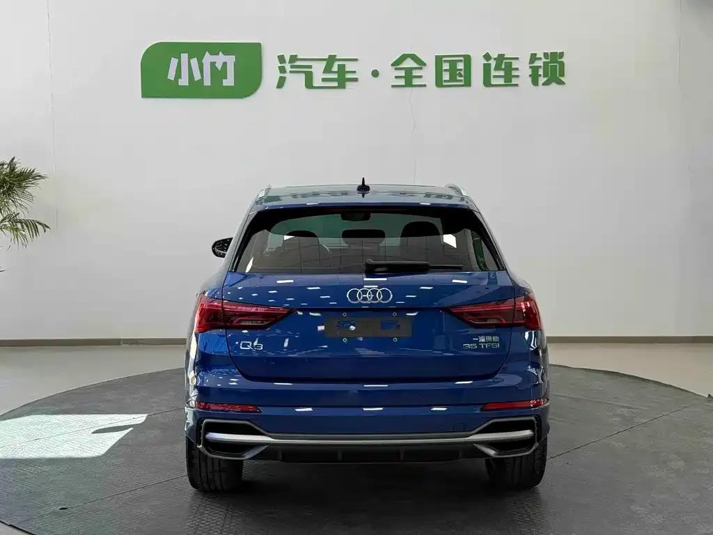 Audi Q3 2023 из CN, фото 3