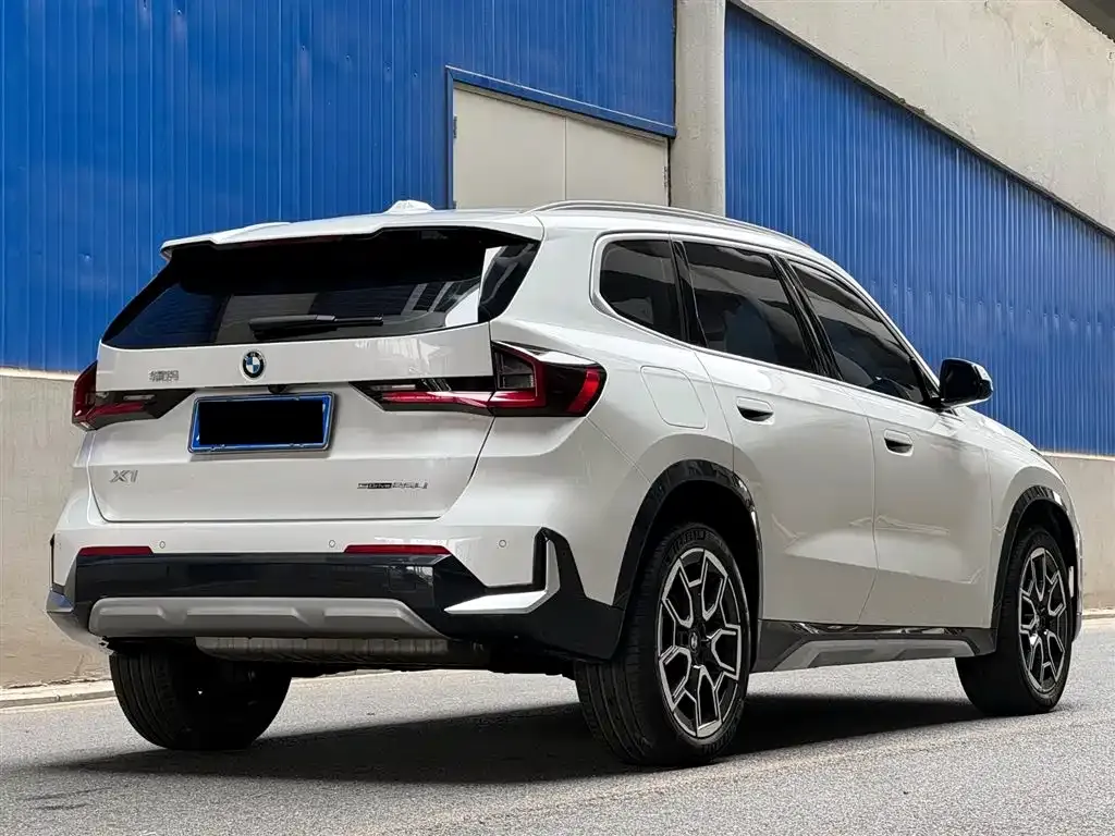 BMW X1 — фото 4