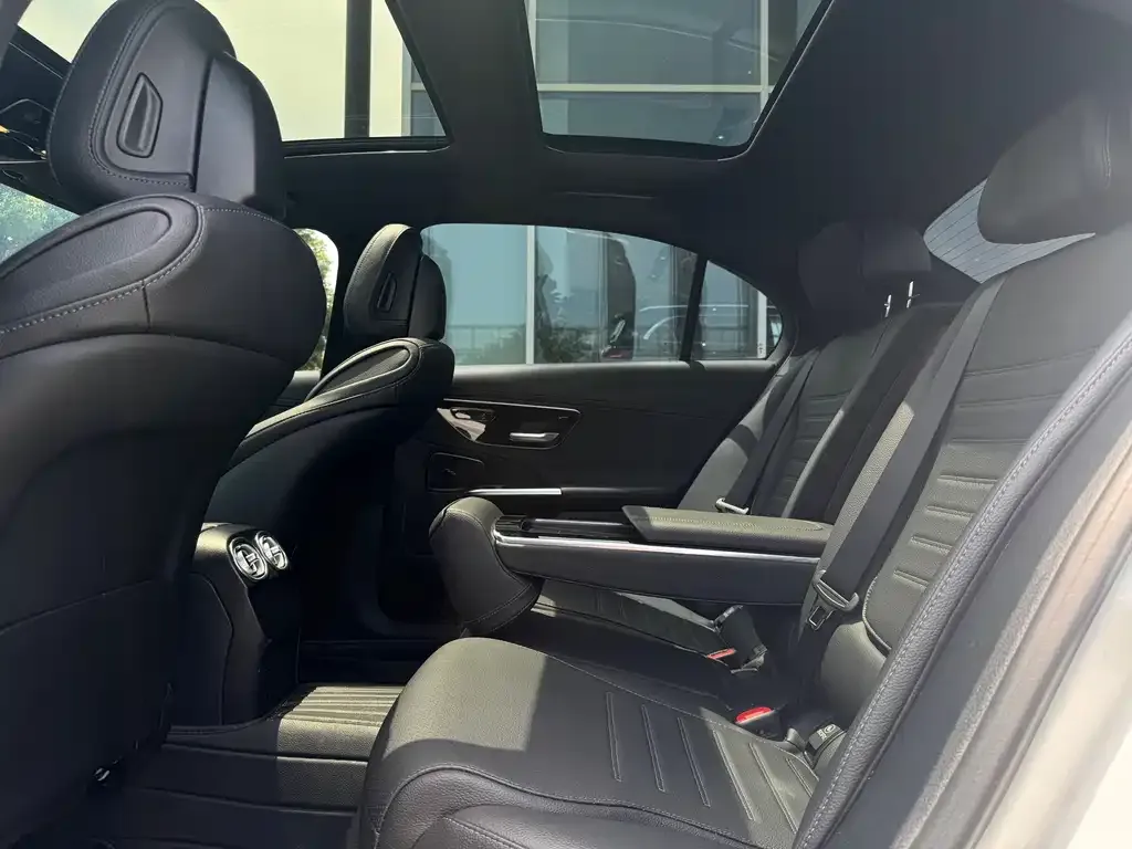 Mercedes-Benz C-Class New Energy 2023 из CN, фото 7