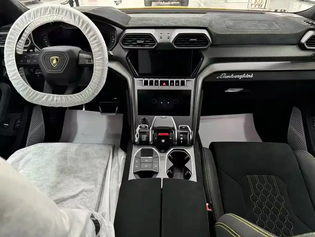 Lamborghini Urus — фото 5